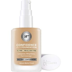 it cosmetics Makeup - NWT It Confidence in a Foundation - Medium Natural it cosmetics Makeup - NWT It Confidence in a Foundation - Medium Natural